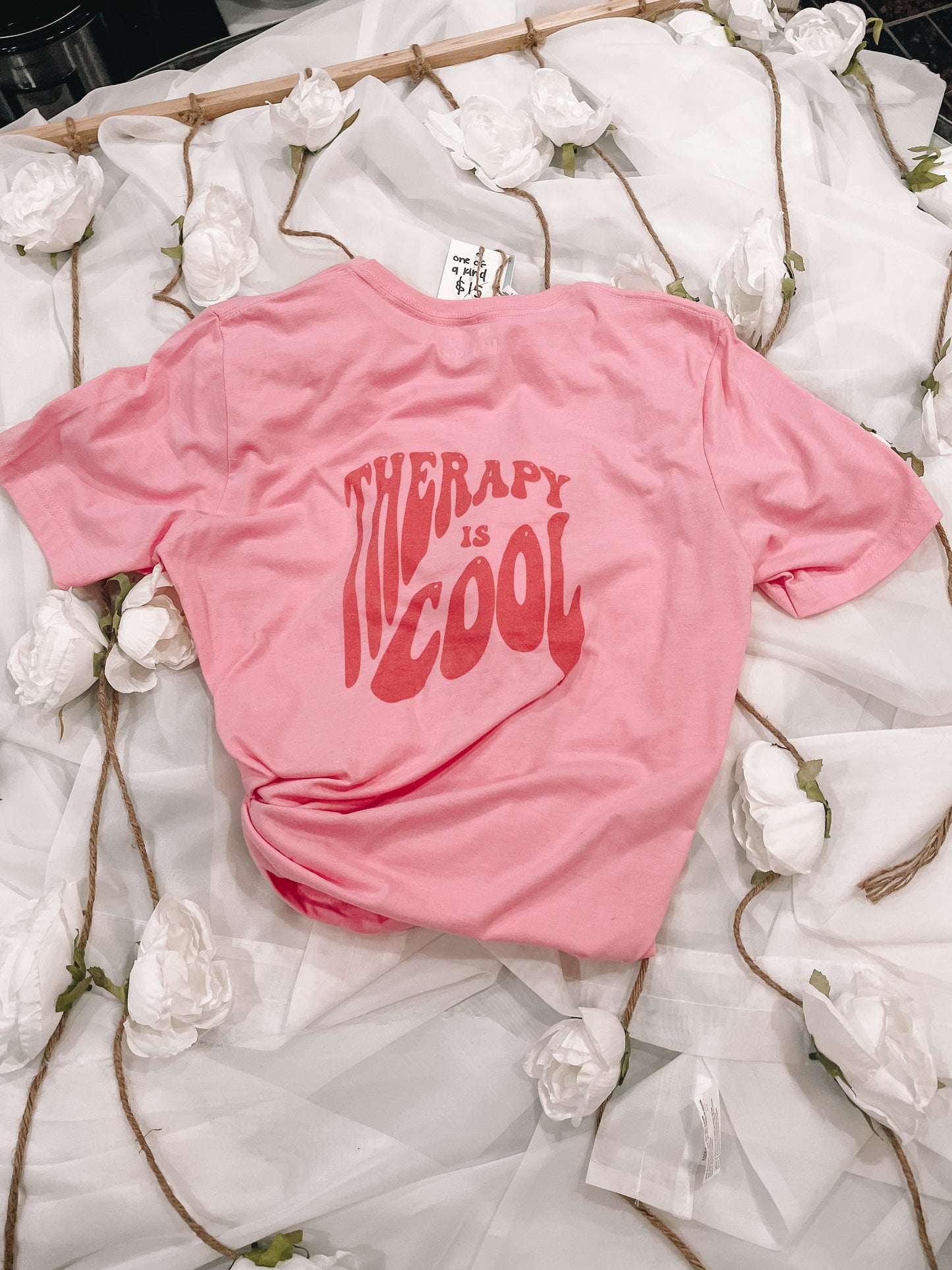 Unique - Therapy is cool pink t-Shirt Size M